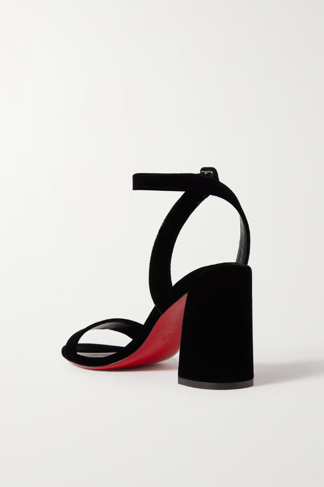 (Black)